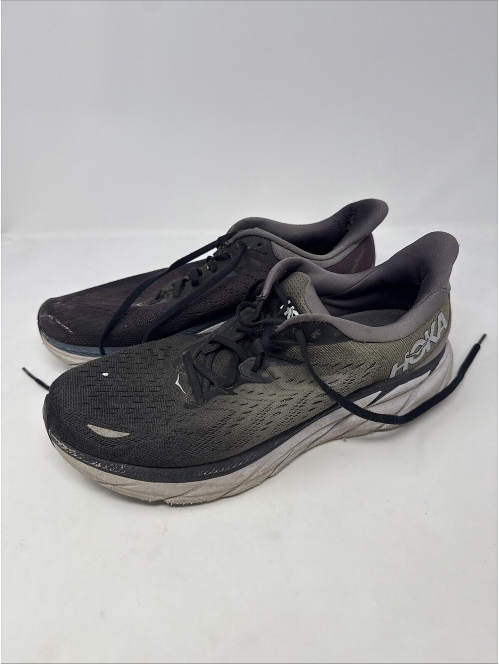 Hoka Shoes Mismatched Size 10.5 Clifton 7 And 8